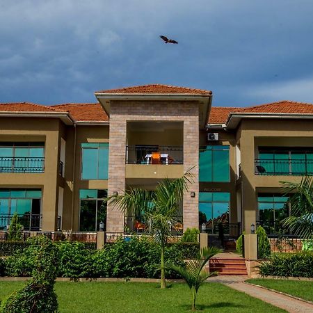 Lakepoint Villa Entebbe Extérieur photo